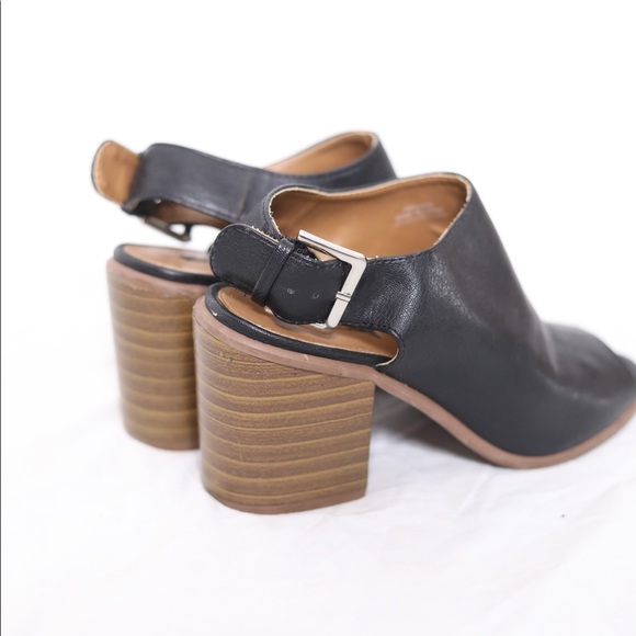 ‼️LAST CHANCE‼️ Forever 21 Peep-toe Chunky Heel Booties - Picture 2 of 6